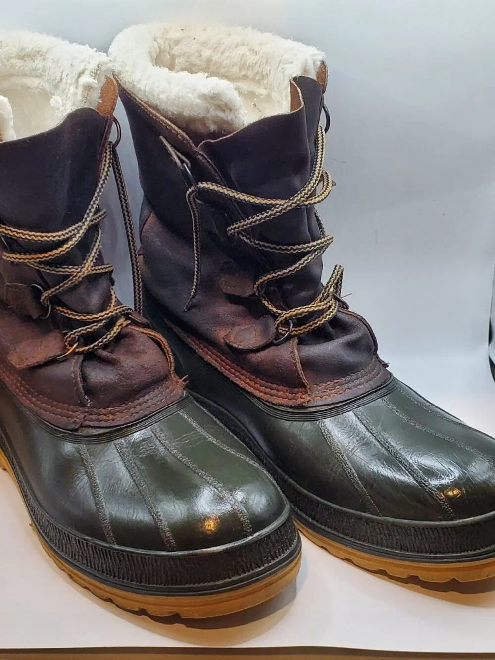 Men's Size 11 Kamik Insulated Winter Duck Boots